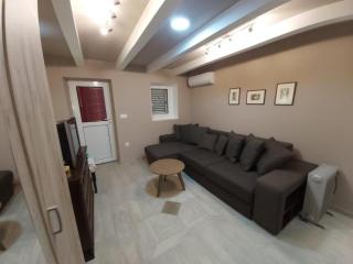 Magnolia Lux Studio Apartments Biker's Friendly - Budva - 6