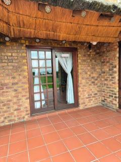 African Shore Guesthouse - Deneysville - 4
