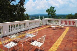 Paradores Del Castillo - Taal - 4
