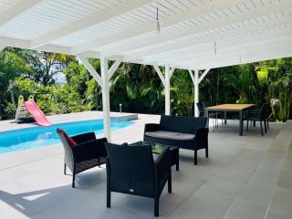 Grande villa lumineuse avec piscine - Lamentin - 4