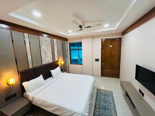 JMD Hotel - Farrukhnagar - 3