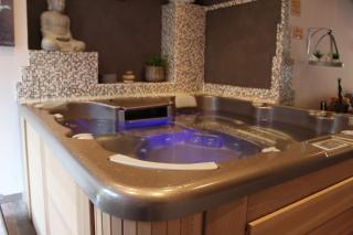 Logis Central Hôtel - Restaurant & Spa - 9