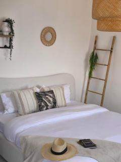 Casa Marzy- Charming Tropea Studio with Pool, Sea & Volcano Views - Tropea - 7