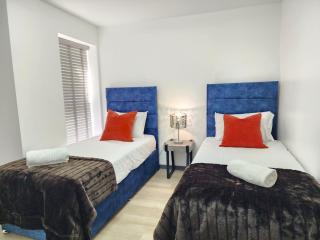 Lavender court -2 Bed Generous flat -Air condition, New built - Kidlington - 6
