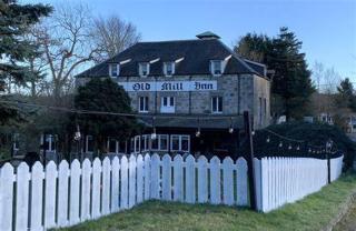 The Old Mill Inn - Dyke - 8