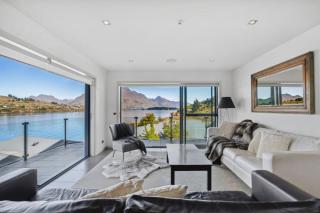 Lakefront Penthouse Apartment with Panoramic view - Queenstown - 9