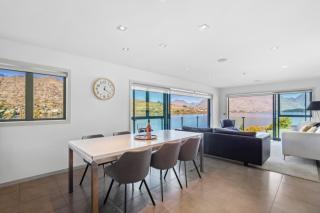 Lakefront Penthouse Apartment with Panoramic view - Queenstown - 5