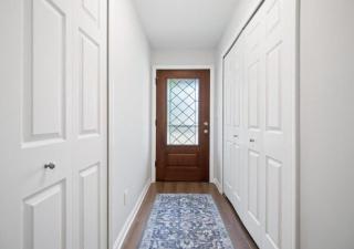 Spacious and Luxury Designed Ranch with Game Room - Strongsville - 9