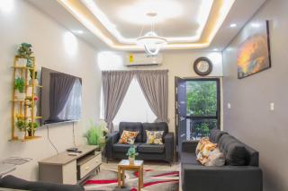 Ayi Mensah Residence - - 4
