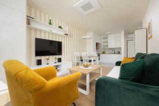 Woronicza Apartment by Solarento - Warsaw - 0