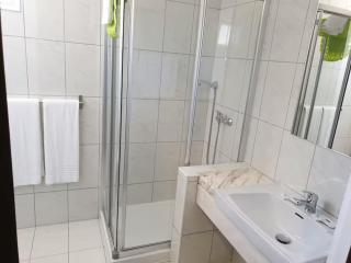 Entire apartment Tarik by Atlantichotels Apartments with kitchenettes, near Rocha Beach - Portimão - 8