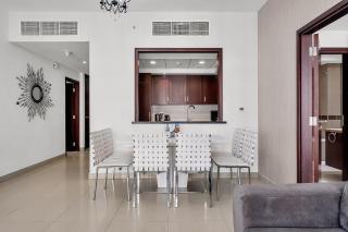 Bellavista 1 Bedroom Full Burj Khalifa View 29 Boulevard Downtown Dubai - Dubai - 6