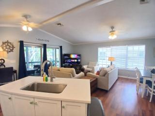 Tarpon - Spacious Updated W&D Full Kitchen 1.5 Mi to Beach - Bonita Springs - 4