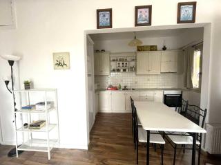 Live the Summer Dream at Gaios Cozy Retreat - 3