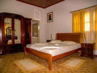 Hotel A N - 1