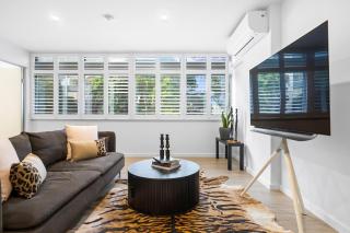 Sunny Rushcutters Bay Apartment - 2