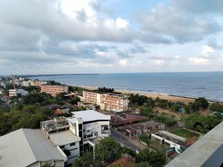 Ocean Breeze Sea View Apartment - 5