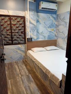 Parivartan Hotel & Lodge - Farakka - 9