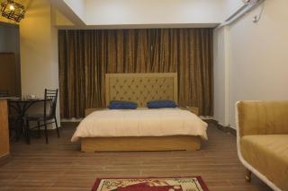 Suite Heaven 12 Stylish Ensuite Rooms - Karatschi - 9