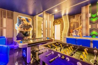 8 Bedrooms 6 Bathrooms Windsor Cay16311Sk - 1