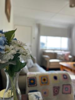 Home Farm Cottage - - 1