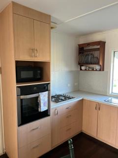 Home Farm Cottage - - 2