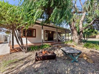 Coastal-family-living-getaway - Dawesville - 9