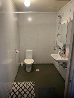 Cheap Apartment near airport with free parking - Evenesmarkja - 7