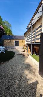 MAISON comprenant 2 logements à louer ensemble ou séparément capacité jusqu'à 10 personnes plus 2 bébés Idéalement placé pour visiter le Mt St Michel, St Malo et ses alentours - Saint-Marcan - 9