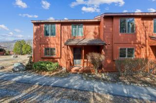 11D - Spacious & Family-Friendly Getaway - North Creek - 0