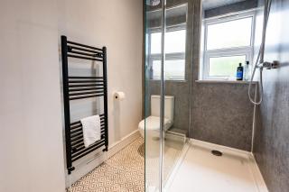 STELLA'S COTTAGE- Cute Traditional Home In South West By StayStaycations - Bristol - 3