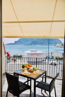 beach front bliss mondello - 5