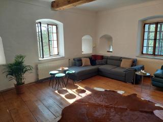 Cool Flat at Renaissance Castle - 2BR - - 3