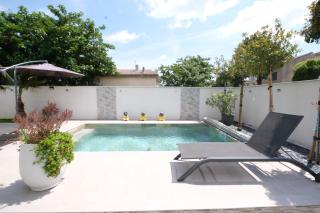 LS7-429 - SUASSO Jolie villa avec piscine privée en centre ville de Salon de Provence 4 personnes - Salon-de-Provence - 2