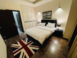 Elysium Serviced Apartments By LMY Blue Area Facing Centaurus Mall Islamabad - Islamabad - 7