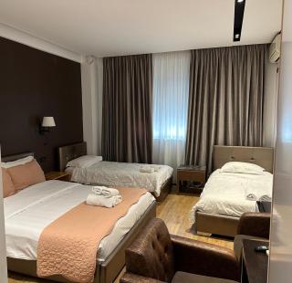 Aurelis Hotel - Bërxull - 9
