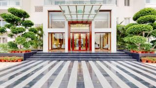 Relaxing 1BHK Retreat with Pool View - Gurgaon - 0