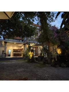 Griya Alit Guest House - Ketewel - 9