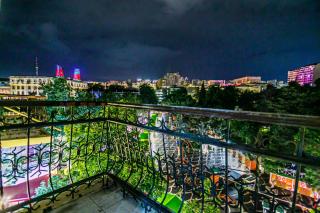 By Fountain Square Apartment - Baku - 8
