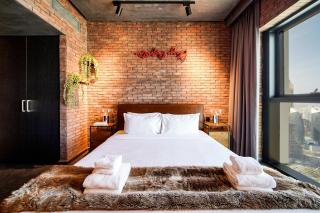 PVH - Edgy and Modern Comfort 1BR Downtown Views 2 - 7