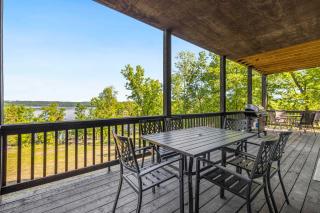Shoreline Splash - Easy Access to Beaver Lake - Rambo Riviera - 3