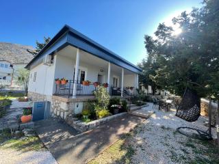 Holiday Home Lola - large outdoor area - Starigrad - 9