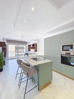 Center of Malta Modern Sunny Penthouse in Birkirkara - Birkirkara - 3