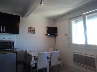 Studio cosy 4 pers, ski aux pieds, casier à skis, parkings gratuits, équipement complet inclus. - FR-1-602-4 - Arette - 7