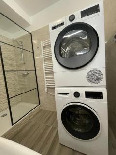 Erkel Estate at Kalvin ter, 4 people, 2 bathroom, free parking - 1