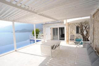 GÜZEL ELMA -Breathtaking Sea View Villa, Pool & Access to Sea - Kaş - 9