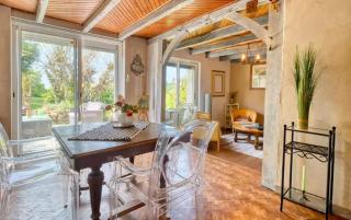 Gîtes spacieux en Dordogne avec piscine partagée et jardin 140 m² - Bosset - 8