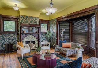 Akrons Werner House Historic 4 Bedroom Luxury - Akron - 0