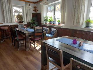 Gästehaus-Pension Familie Dwars - Spitz - 8
