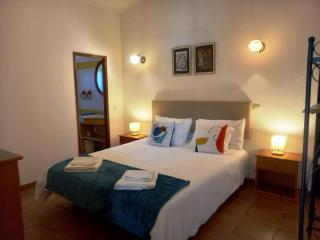 Quinta das AVES - Apartamento T2 com Piscina Comum - Odiáxere - 1